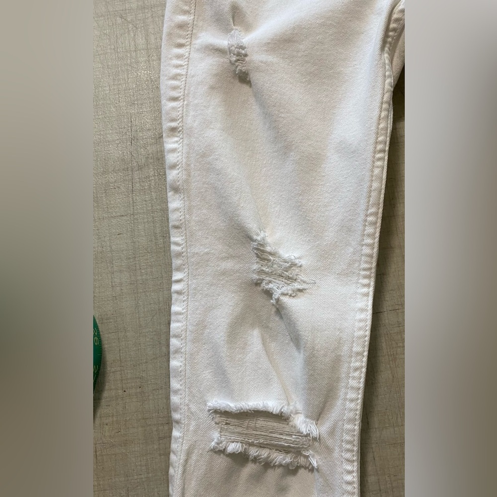 Hollister White Ripped Skinny Jeans - Picture 7 of 12